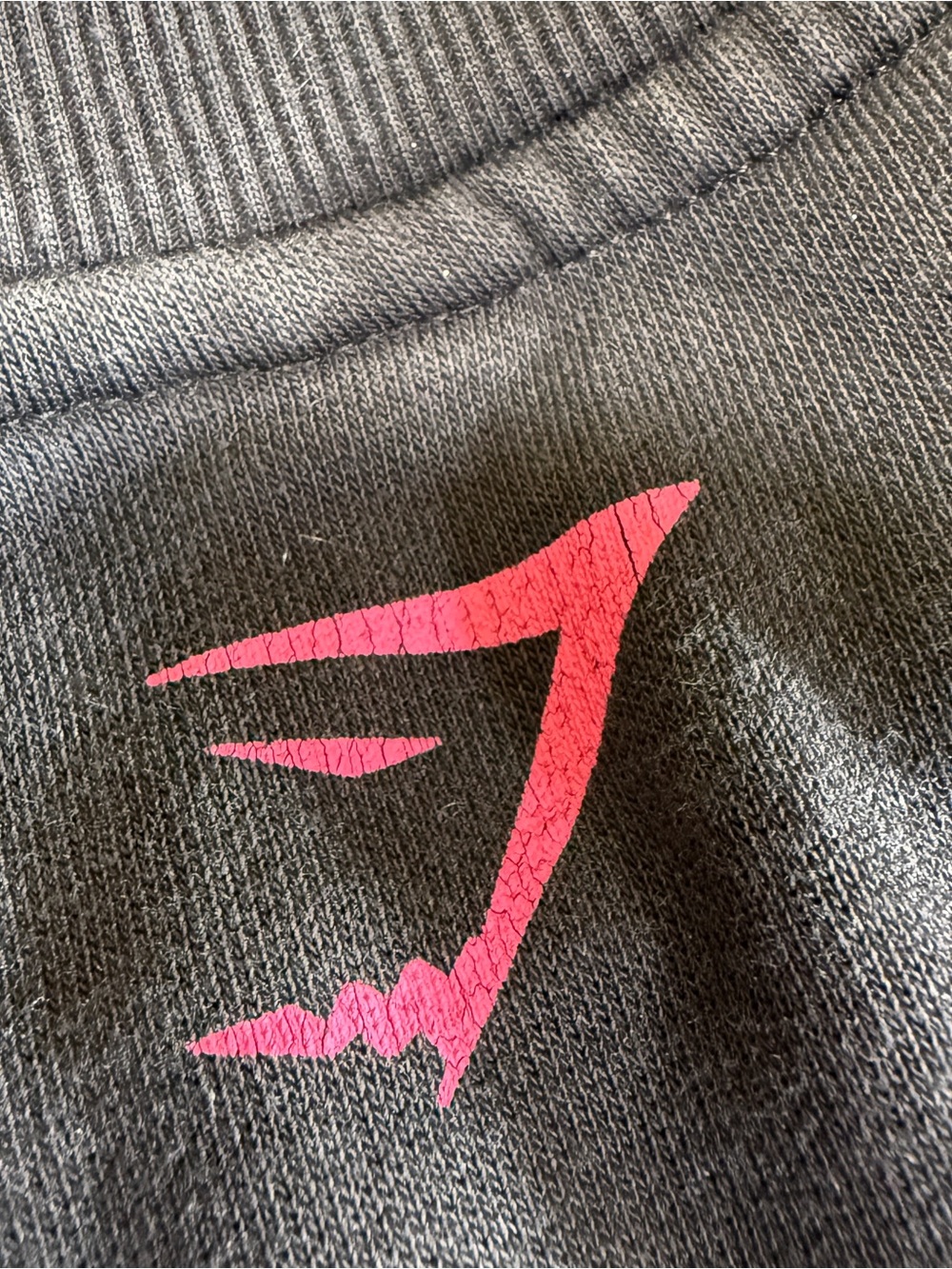 Gymshark I Love Gym Oversized Black Crewneck Sweatshirt Pink Heart Women M - Picture 6 of 10